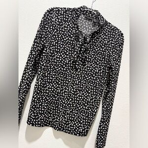 TAHARI FRONT TIE LONG SLEEVE BLOUSE